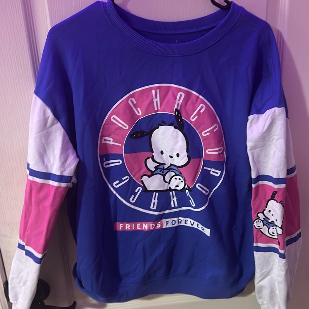 Women’s Pullover Sweatshirt